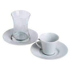 Kütahya porselen 18 parça sarmaşık yemek takımı hemen her evin mutfağında bulunması gereken hem fonksiyonel hem şık ürünlerden biri olmayı başarır. Kutahya Porselen Mutfak Esyalari Mutfak Arac Gerecleri Migros