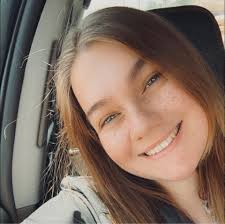 Shredded chicken mixed with cream cheese, Italian dressing mix, and cream  of chicken rolled into buttery crescent dough! These flavorful Chicken  Crescent Roll Bundles have become a family fave! Full Recipe:  https://lilluna.com/chicken-crescent-roll ...