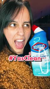 Transform Your Cleaning Routine with Clorox Scentiva Wipes!