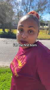 Im the first born of course….. #ofcoursetrend #fyp #humor #momanddaughter