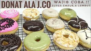 Resep donat jco super lembut. Resep Donat Ala J Co Super Empuk Lembut Tips Trik Memberi Topping Donat Tanpa Kentang Youtube