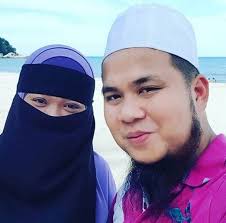 Bagi jemputan ceramah / seminar / teambuilding boleh hubungi 013 255 6423 / 03 8926 7020/7030 Peminat Ustaz Ebit Lew Photos Facebook