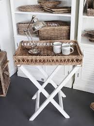 Weisse Mobel Im Landhausstil Mit Rattan Details Gunstig Online Kaufen Landhausmobel In 2020 Weisse Mobel Landhaus Mobel Style At Home