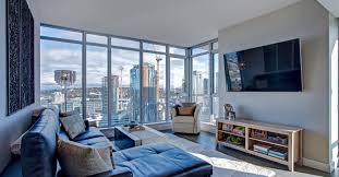 Let's look at some of our favorite condo insurers, and why they're worth a look if condo life is the life for you. Best Condo Insurance In 2021 How It Works Top Companies Moneygeek Com