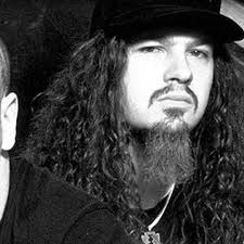 Dimebag Darrell's Estate Files Lawsuit Against Dean Guitars Over  Endorsement Deal