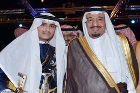 بن سلمان يعلق على رفض الحوثيين مبادرة السلام السعودية في اليمن. The Saudi Reality Ø§Ù„ÙˆØ§Ù‚Ø¹ Ø§Ù„Ø³Ø¹ÙˆØ¯ÙŠ Ù„Ù… ÙŠØ¨Ù‚ Ø¥Ù„Ø§ Ø£Ù† ÙŠØ¹ØªÙ‚Ù„ ÙˆØ§Ù„Ø¯Ù‡ Ø§Ù„Ù…Ù„Ùƒ Ø§Ø¨Ù† Ø³Ù„Ù…Ø§Ù† Ø§Ø¹ØªÙ‚Ù„ Ø´Ù‚ÙŠÙ‚Ù‡ Ø§Ù„Ø£Ù…ÙŠØ± Ø¨Ù†Ø¯Ø± ÙˆØ§Ø­ØªØ¬Ø²Ù‡ Ø¨Ø±ÙÙ‚Ø© ÙˆØ§Ù„Ø¯ØªÙ‡ ÙÙ‡Ø¯Ø©