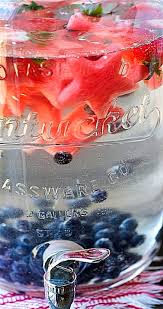 Star Spangled Fruit Infused Water Star Spangled Fruit Infused Water 2020 Meyveli Su