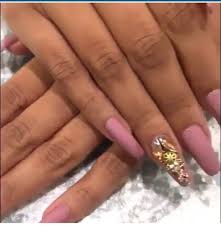 We rounded up the best acrylic nail kits that will have you skipping the salon for good. Nail Polish Pink Lilac Purple Nails Nail Accessories Acrylic Nails Diamonds Wheretoget