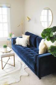 ✅ homelook.it è una grande piattaforma per interior design in italia che facilita la ricerca dei mobili, accessori e complementi d'arredo. Poltrone E Sofa Blue Couch Living Room Blue Sofas Living Room Blue Couch Living