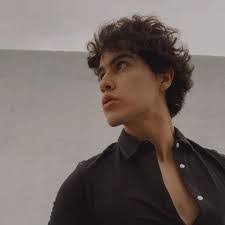 Blanca Leos's Instagram, Twitter & Facebook