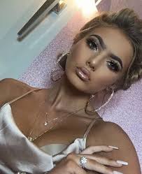 O'Donnell's Sisters #12 photoshop fail, 70% sale, two big frauds that can't  keep a male.