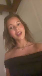 Marianna Schmidt Weird