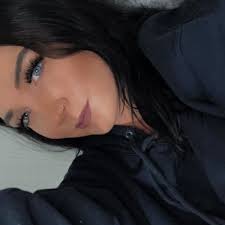 Fallon Redding (@fallonbarnes04)