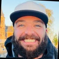 200+ profili “Bleggi”