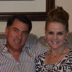 Myra Simons's Instagram, Twitter & Facebook