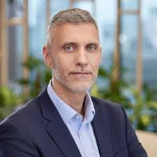 Hi everyone, I am leaving PwC by the end of November and will be joining  Danske Bank Asset Management as a Portfolio Manager. There, I am to be part  of the alternative