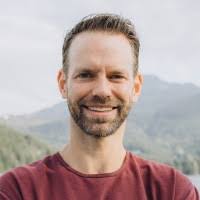 1100+ "& Uzzell" profiles