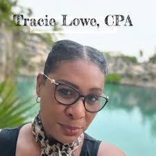 Tracie Lowe's Instagram, Twitter & Facebook