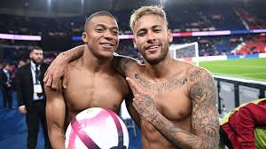 The pair are both contracted to the club until 2022 and psg sporting director leonardo is keen to tie them d… Psg Mbappe Ist Deutlich Beliebter Als Neymar Fussball News Sky Sport