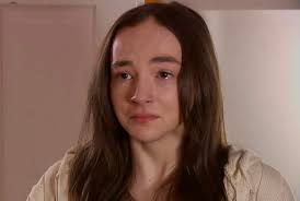 Voting for Best Newcomer in Hollyoaks: Isabelle Smith or Iz Hesketh