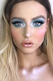 90s Makeup The Past Trends 2020 Is Willing To Revive In 2020 90s Makeup Look 90s Makeup Trends 90s Makeup