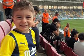 Fenerbahçe'den forması çıkarılan çocukla ilgili yeni karar!