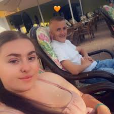 Wow worst shift ever. All flats and apartments, no answer and all extremely  heavy parcels. Ended up returning 13!