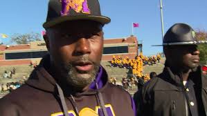 Miles wins in DII playoff first-round matchup over Carson Newman 14-13