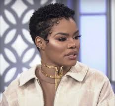 Who is a good natural hair stylist in Little Rock?