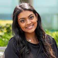 Khushi Patel's Instagram, Twitter & Facebook