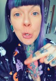 It was so nasty 🤢 #canadian #tattooed #tattooedgirlsoftiktok #heavily...