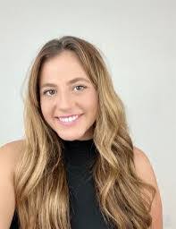 Kate Abbott's Instagram, Twitter & Facebook