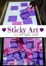 Sticky Art On The Light Table Mesas De Luz Caja De Luz Actividades Divertidas