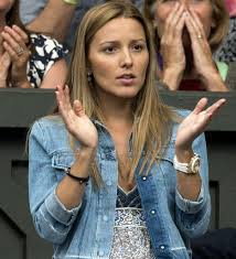 Novak djokovic's wife, jelena, has revealed the pain and doubt her husband had to battle through to make it back to the top of his sport. Jelena Ristic Echtgenote Van Novak Djokovic Twag Jelena Djokovic Fashion Style