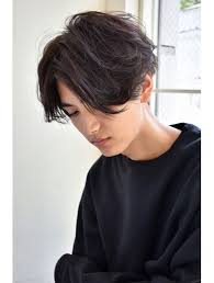 ガーデン オモテサンドウ garden omotesando garden ビジカジ 前下がりマッシュ 石津圭祐 メンズヘアスタイル ロング ヘアスタイル ヘアスタイリング