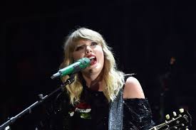 Watch earth, wind & fire's 'september' video. Taylor Swift S September Cover Why She Changed The First Line Vox