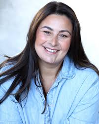 We're in for a treat. Katherine Bright Music playing today for your easy  listening pleasure. Singer songwriter from Tasmania these days. She's award  winning, been working as working musician and healer for