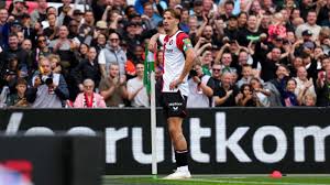 Diarra vervangt Valente bij Feyenoord, ook basisplaatsen voor Kraaijeveld en Steijn