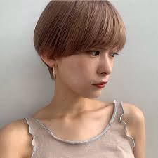 ハンサムショートのヘアスタイル ヘアアレンジ 髪型20選 前髪あり 前髪なし パーマ 黒髪別で紹介 ハンサムショート 黒髪パーマ ショート のヘアスタイル