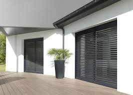 Volets Roulants K Line Createur De Fenetres Et Porte D Entree En Aluminium House New Homes Home
