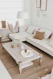 Pin By Hasibe Nur Azatema Z On Natural White Home Decor In 2020 White Home Decor Home Decor Sectional Couch