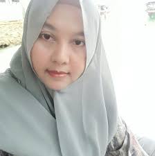 Zinnia propagation using a pool noodle