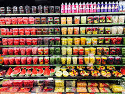 Idee Presentation Produit A Emporter Fruit Shop Vegetable Shop Food Store
