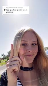 Danielle Chesser's Instagram, Twitter & Facebook