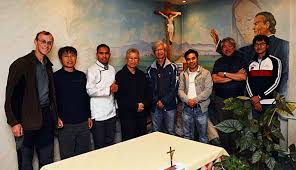 Anh nổi tiếng với vai trò thành viên của nhóm nhạc 1088 cùng các trong thời gian hoạt động solo ở việt nam, vân quang long thuộc nhóm nghệ sĩ hoạt động nổi bật tại các tỉnh miền tây. Mongolia Visit Of Fr Joseph Nguyen Van Quang Provincial Of Vietnam