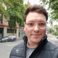 80+ "Tom Howells" profiles