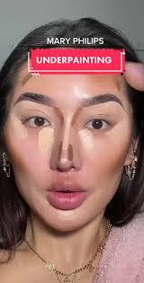 Mary Philips's Instagram, Twitter & Facebook