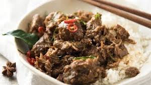 Add the cinnamon stick, star anise, cardamom, cloves and lemongrass. Beef Rendang Recipetin Eats