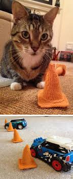 Free Knitting Pattern For Easy Traffic Cones These Traffic Cone Softies Are A Great Use For Sc Small Knitting Projects Knitting Patterns Arm Knitting Blanket