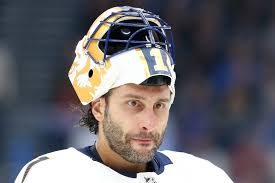 From the net to the front office: Roberto Luongo officially rejoins the  Florida Panthers